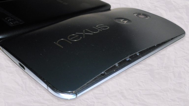 「Nexus 6」のバッテリーが…
